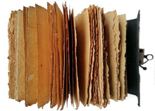 Carregar imagem no visualizador da galeria, Livro das Sombras em Couro, com Lua Tripla e Ferragens de Latão